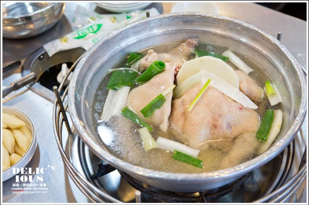 [韓國] 帶你們去吃整鍋雞。陳玉華雞鍋(陳奶奶的一隻雞)。[7P]