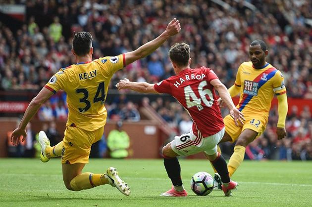 Manchester united ManUtd red devils quy do premier league champion fa comUnitednity shield