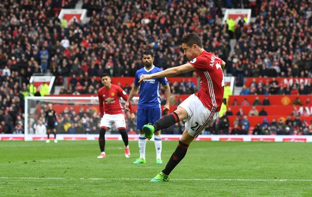 Manchester united ManUtd red devils quy do premier league champion fa comUnitednity shield