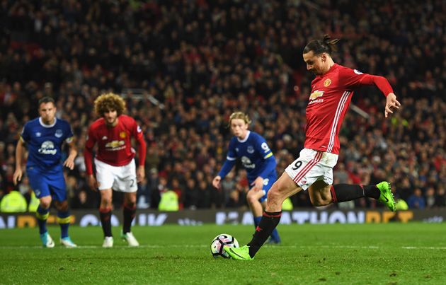 Manchester united ManUtd red devils quy do premier league champion fa comUnitednity shield