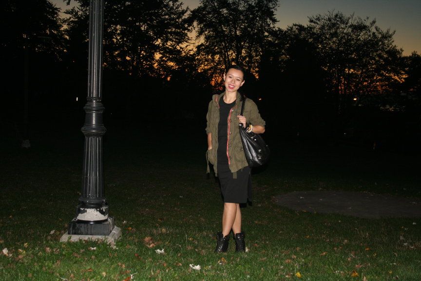 fall dressing outfit fall outfit army green jacket, black Balenciaga hobo