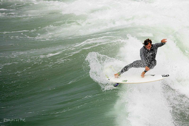 IMAGE: http://i1177.photobucket.com/albums/x349/patrickf117/1DsMKII%2070%20200%20f28L/ZB3W6219p.jpg