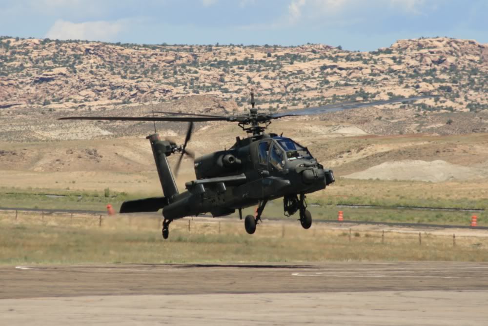 9913IMG_6183AH-64Apache.jpg
