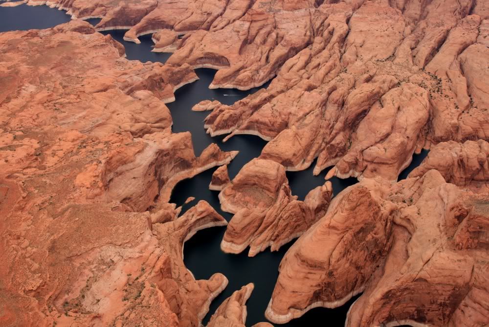 9935IMG_7377LakePowell.jpg