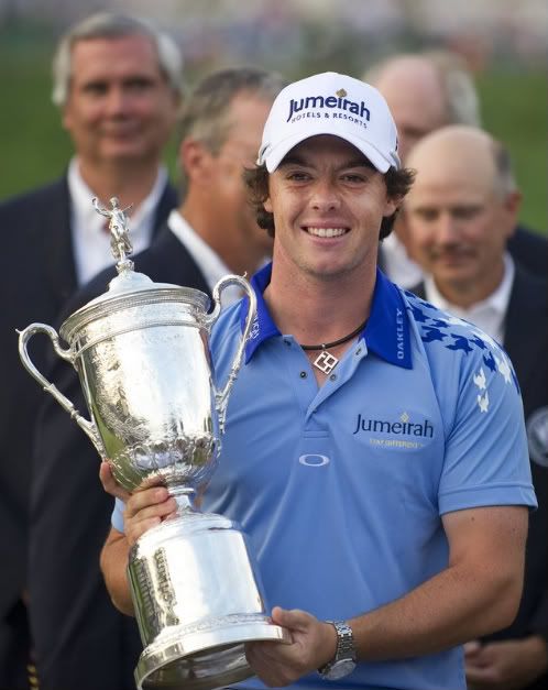 473a1743b412db7d5eca55573bcb1578-getty-golf-us-open-mcilroy-trophy.jpg 