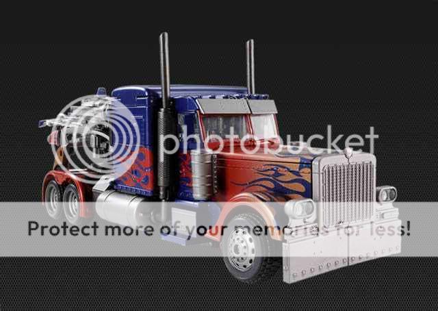 PREORDER TAKARA TOMY Transformers DA28 Striker Optimus Prime  